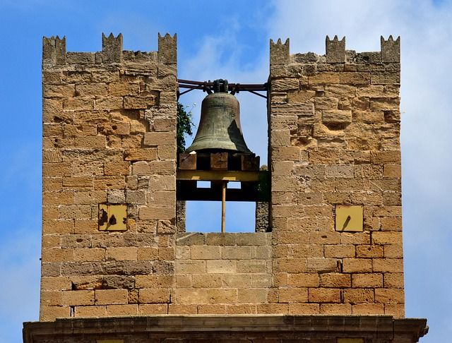 Bells of Japan on New Year's Eve